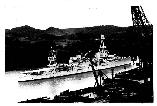 USS Houston passing through the Panama Canal
